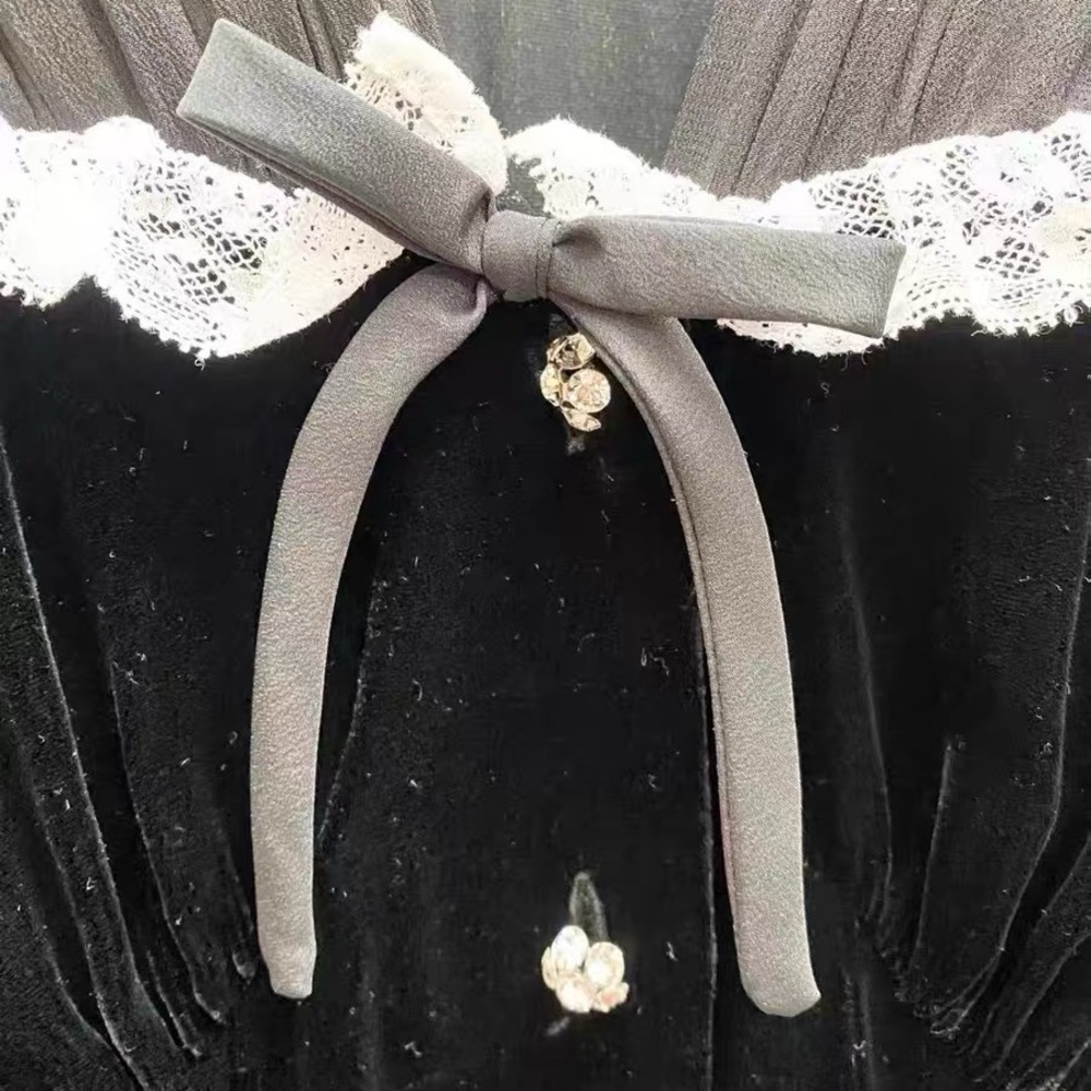 š©steal Authentic miumiu Black and White Lace Detail Dress - Picture 3 of 7